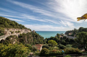EZE WATERFRONT